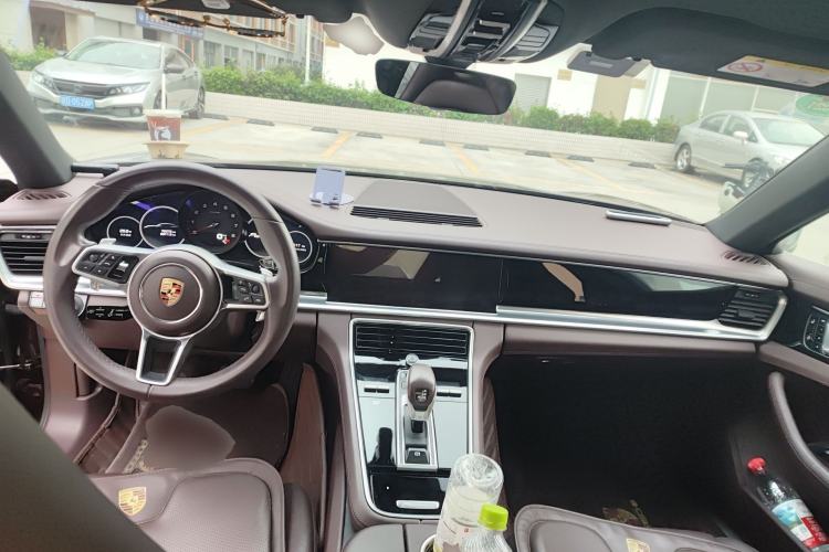 Used Porsche Panamera 2019 Panamera 2.9T Center Console