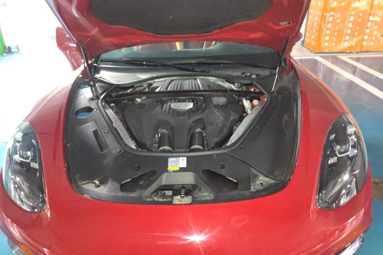 Used Porsche Panamera 2019 Panamera 2.9T Engine Bay