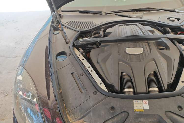 Used Porsche Panamera 2019 Panamera 2.9T Engine Bay Right