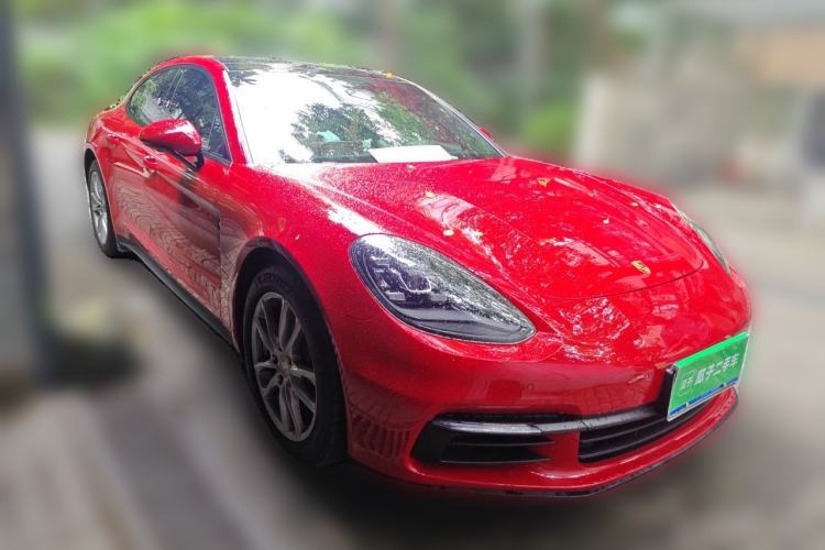 Used Porsche Panamera 2019 Panamera 2.9T Front Right 45 Deg