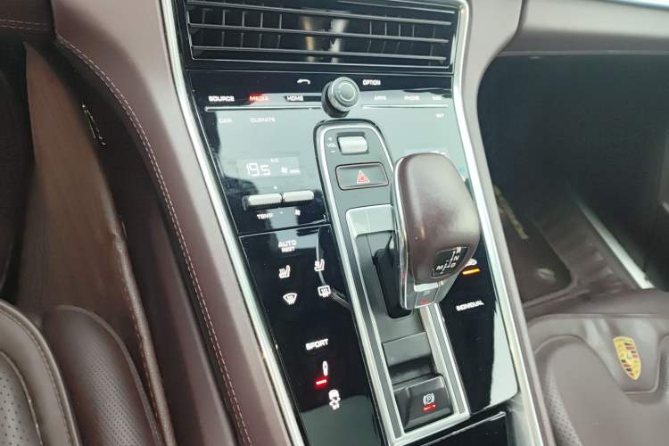 Used Porsche Panamera 2019 Panamera 2.9T Gear Lever