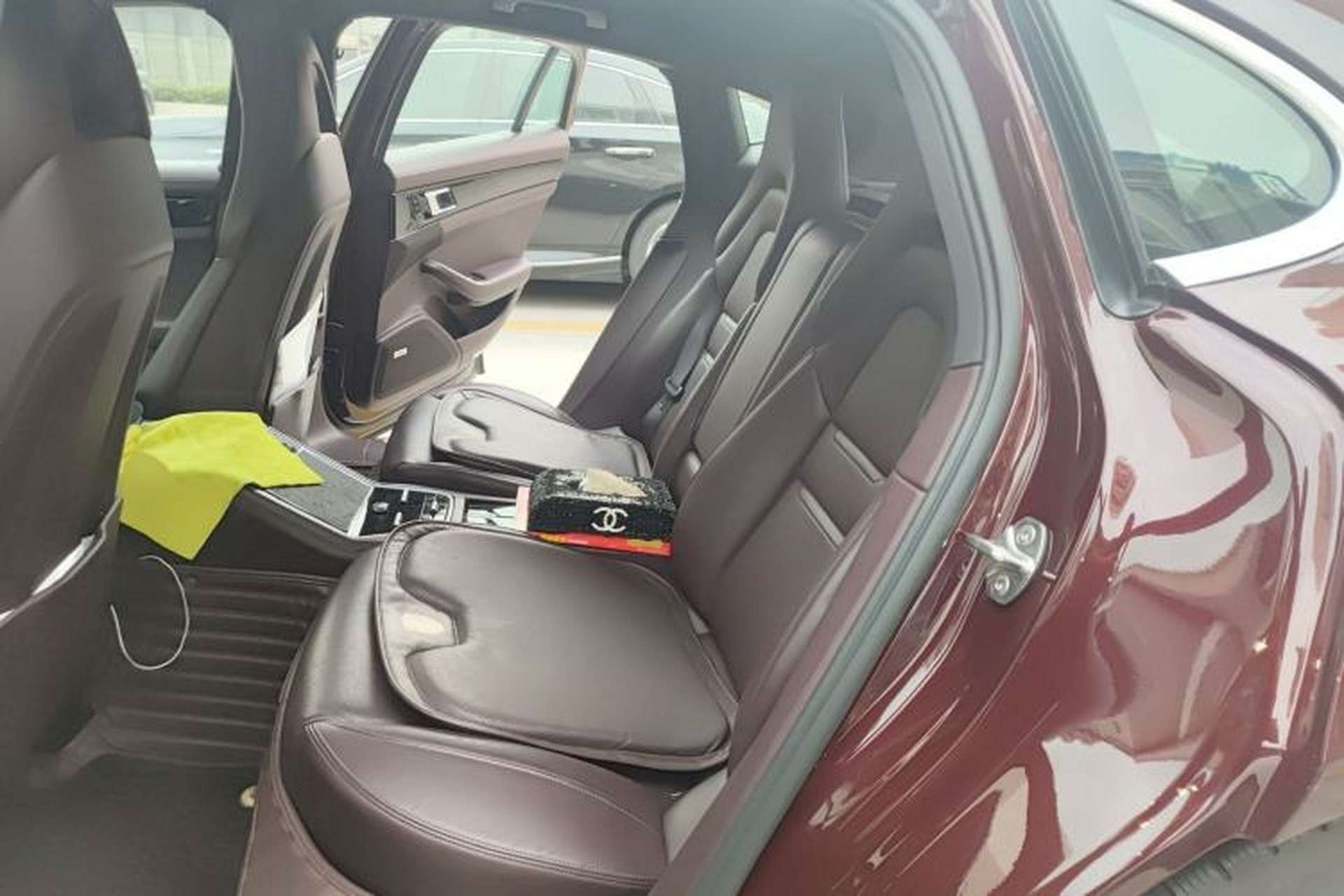 Used Porsche Panamera 2019 Panamera 2.9T Left Rear Seat