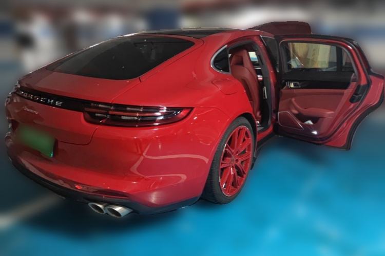 Used Porsche Panamera 2019 Panamera 2.9T Rear Right 45 Deg