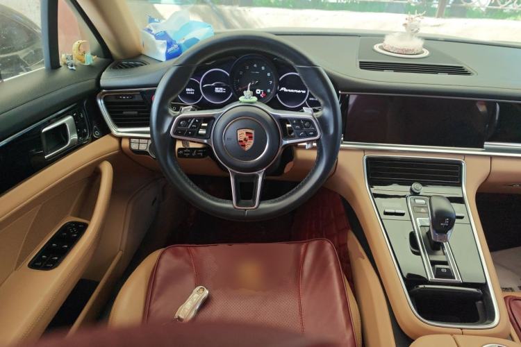 Used Porsche Panamera 2019 Panamera 2.9T Steering Wheel