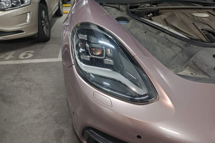 Used Porsche Panamera 2019 Panamera 2.9T Right Front Headlight