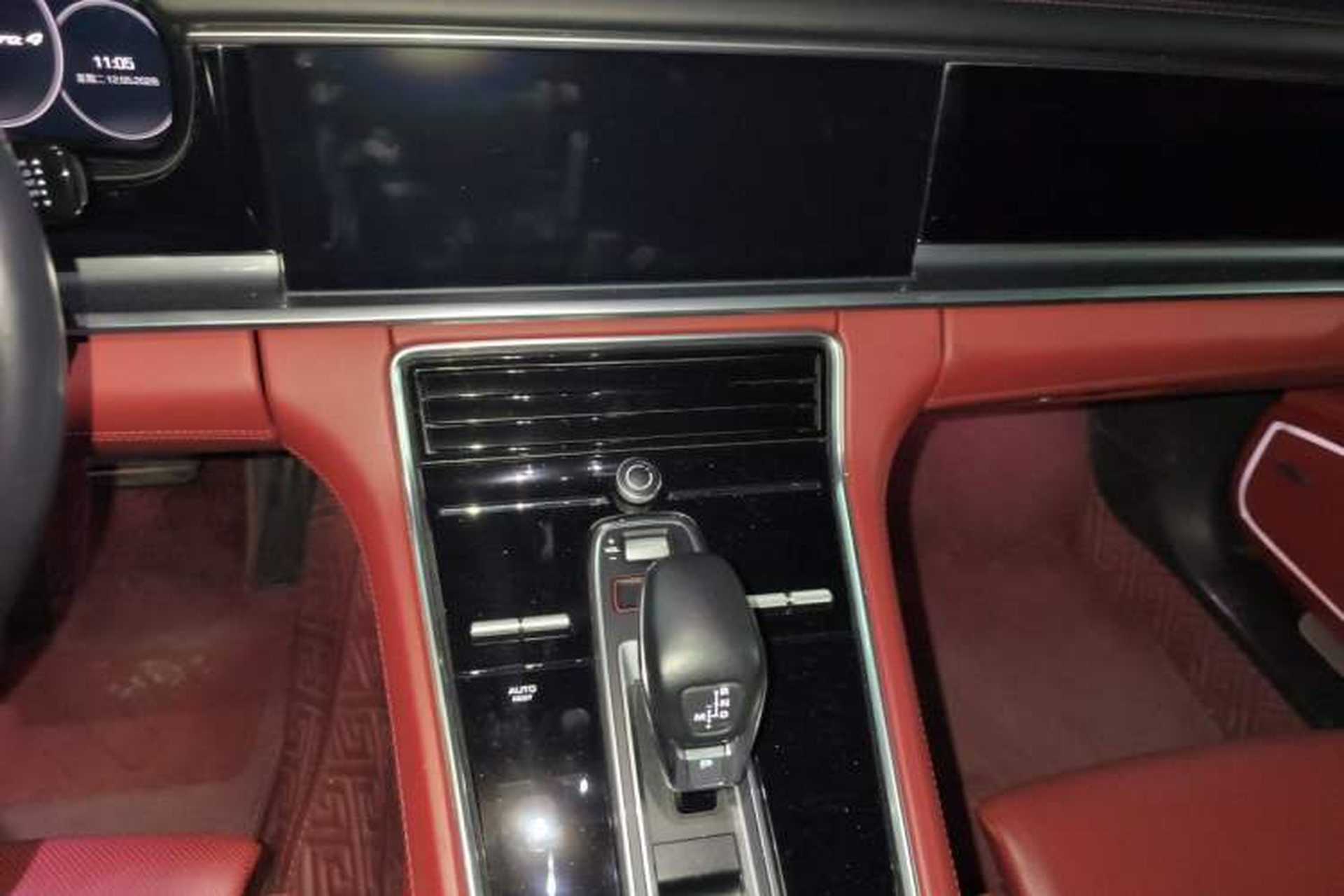 Used Porsche Panamera 2019 Panamera 4 Executive Long Wheelbase 2.9T Audio And AC Panel