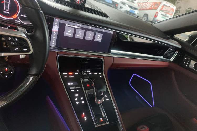 Used Porsche Panamera 2019 Panamera 4 Executive Long Wheelbase 2.9T Audio And AC Panel