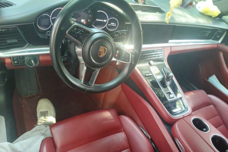 Used Porsche Panamera 2019 Panamera Executive Long Wheelbase 2.9T Center Console