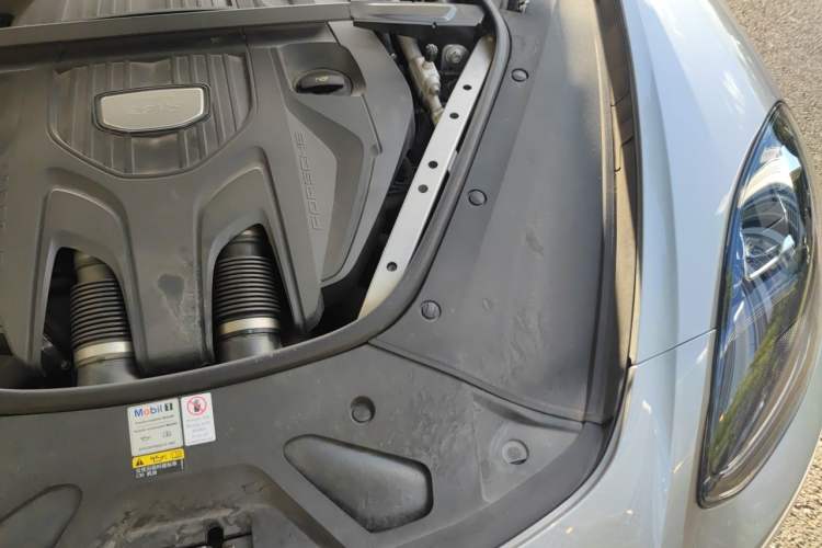Used Porsche Panamera 2019 Panamera 2.9T Engine Bay Left