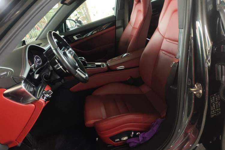 Used Porsche Panamera 2019 Panamera 4 Executive Long Wheelbase 2.9T Left Front Seat