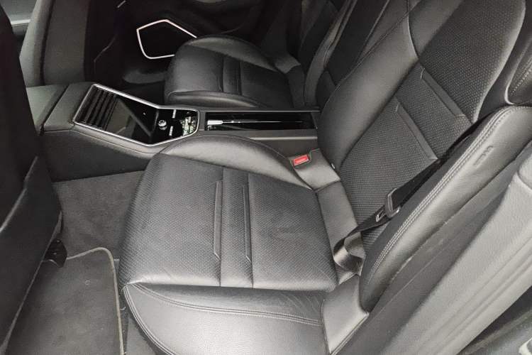 Used Porsche Panamera 2019 Panamera 2.9T Left Rear Seat