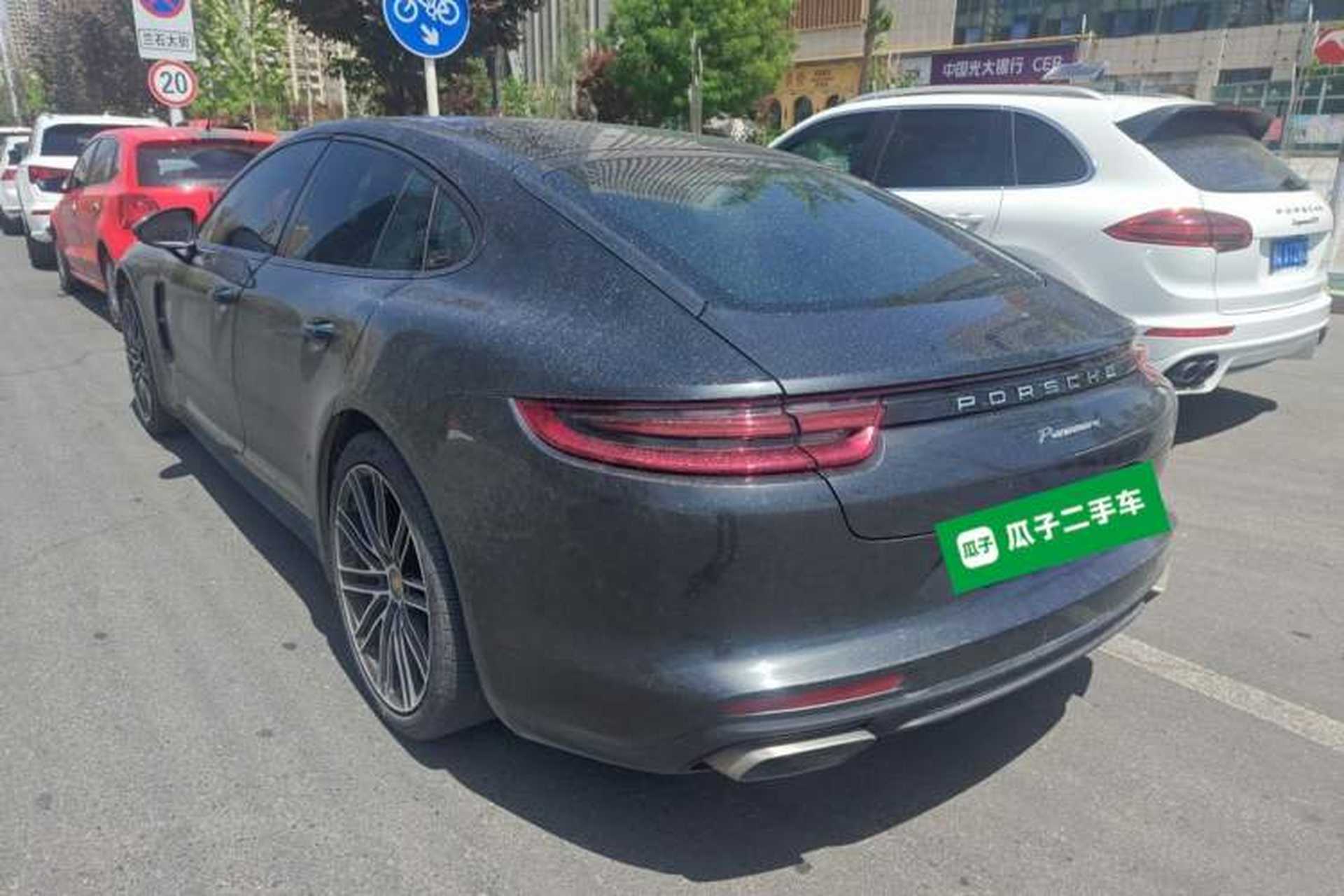 Used Porsche Panamera 2019 Panamera 2.9T Rear Left 45 Deg
