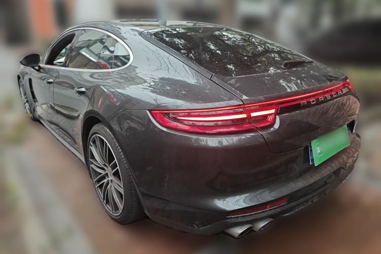 Used Porsche Panamera 2019 Panamera 2.9T Rear Left 45 Deg