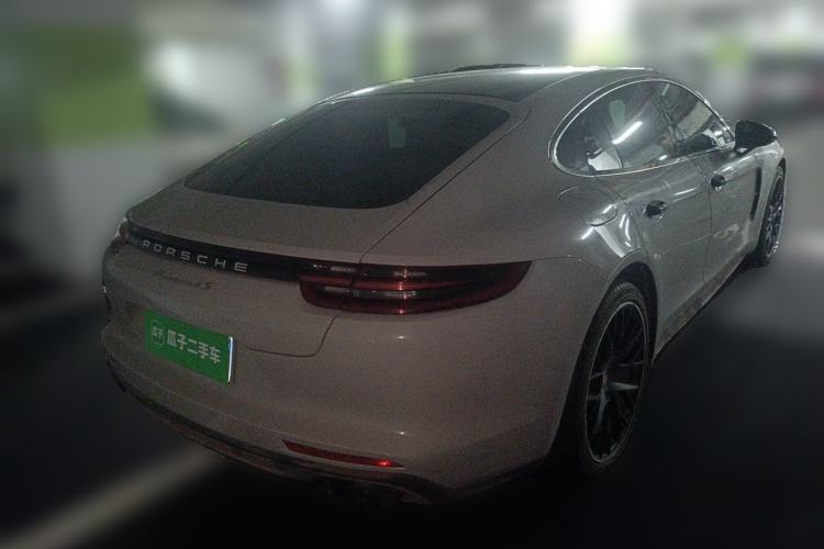 Used Porsche Panamera 2019 Panamera 2.9T Rear Right 45 Deg