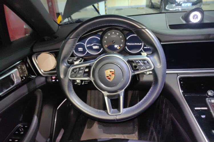 Used Porsche Panamera 2019 Panamera 4 Executive Long Wheelbase 2.9T Steering Wheel