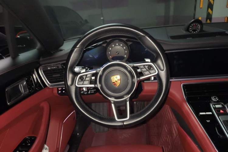 Used Porsche Panamera 2019 Panamera 4 Executive Long Wheelbase 2.9T Steering Wheel