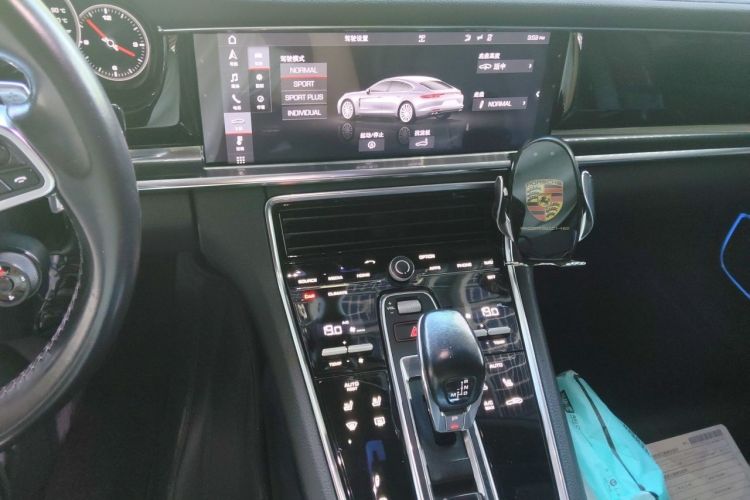 Used Porsche Panamera 2019 Panamera 2.9T Audio And AC Panel