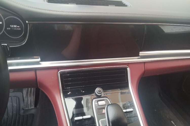 Used Porsche Panamera 2019 Panamera Executive Long Wheelbase 2.9T Audio And AC Panel