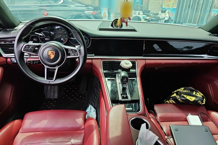 Used Porsche Panamera 2019 Panamera 2.9T Center Console