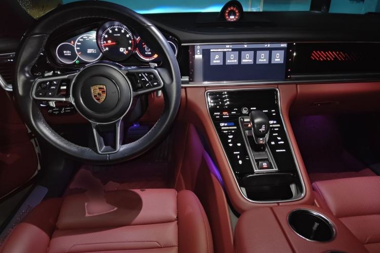 Used Porsche Panamera 2019 Panamera 2.9T Center Console