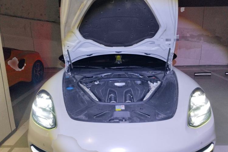 Used Porsche Panamera 2019 Panamera Executive Long Wheelbase 2.9T Engine Bay