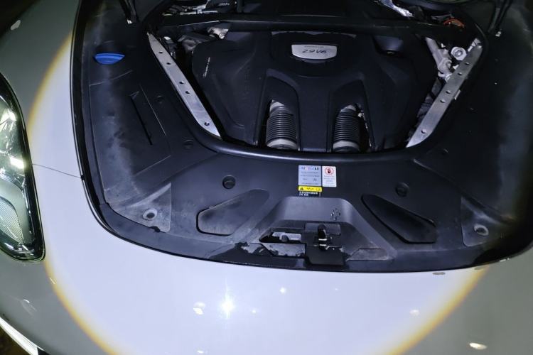 Used Porsche Panamera 2019 Panamera 2.9T Engine Bay