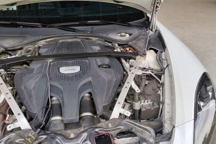 Used Porsche Panamera 2019 Panamera 2.9T Engine Bay Left
