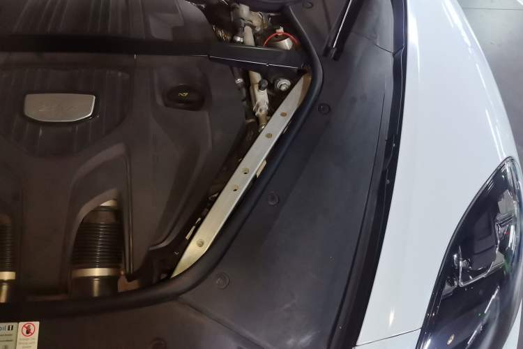 Used Porsche Panamera 2019 Panamera 2.9T Engine Bay Left
