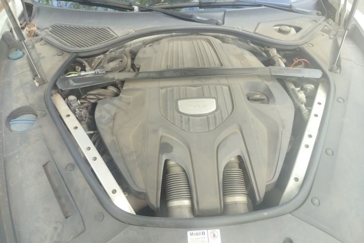Used Porsche Panamera 2019 Panamera 2.9T Engine Bay