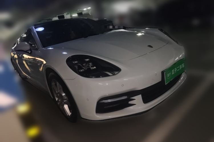 Used Porsche Panamera 2019 Panamera 2.9T Front Right 45 Deg