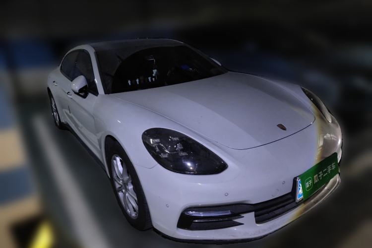 Used Porsche Panamera 2019 Panamera 4 Executive Long Wheelbase 2.9T Front Right 45 Deg
