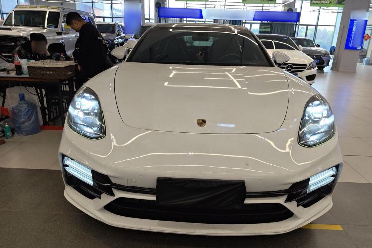 Used Porsche Panamera 2019 Panamera 2.9T Front