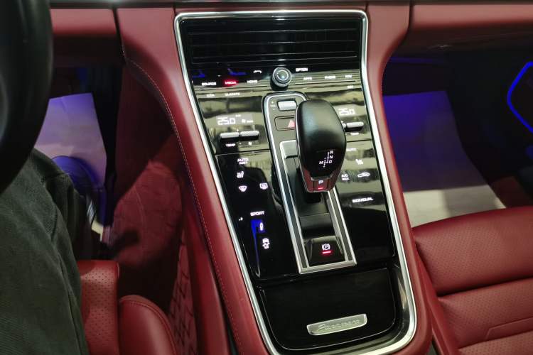 Used Porsche Panamera 2019 Panamera 2.9T Gear Lever