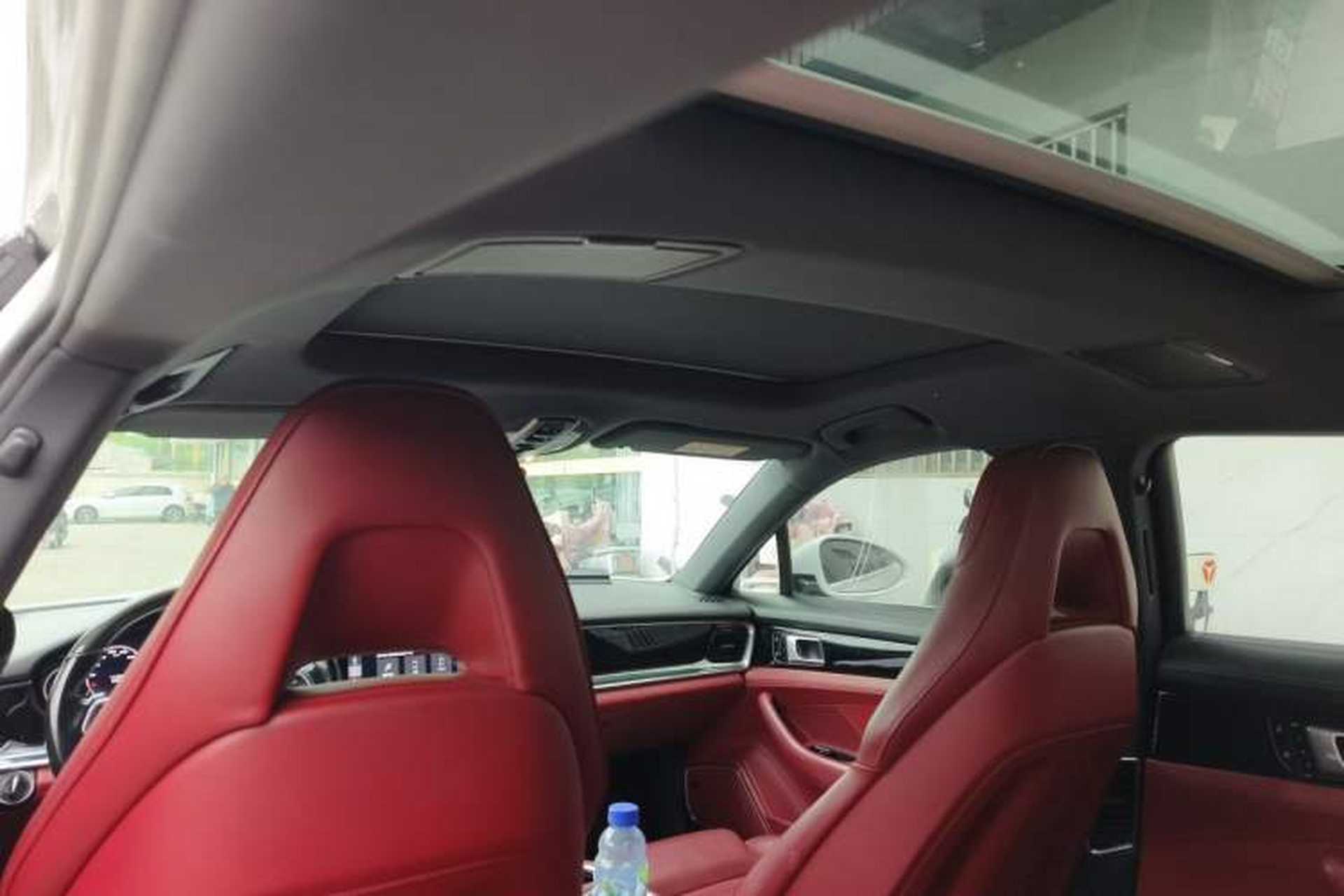 Used Porsche Panamera 2019 Panamera 4 Executive Long Wheelbase 2.9T Headliner