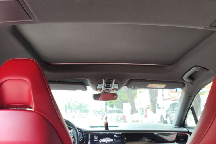 Used Porsche Panamera 2019 Panamera 4 Executive Long Wheelbase 2.9T Headliner