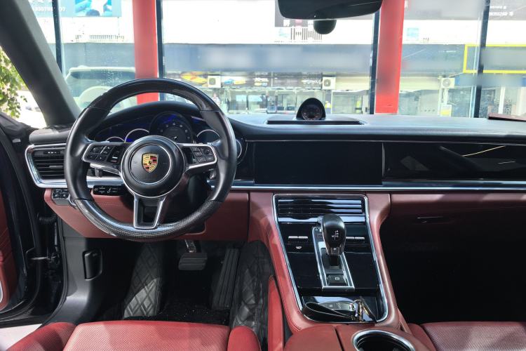 Used Porsche Panamera 2019 Panamera 2.9T Interior 1