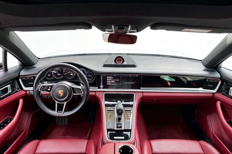Used Porsche Panamera 2019 Panamera 4 Executive Long Wheelbase 2.9T Interior 1
