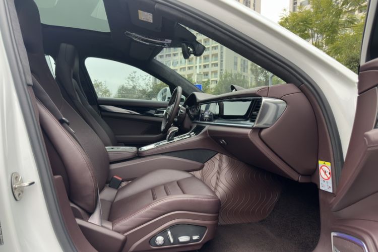 Used Porsche Panamera 2019 Panamera Executive Long Wheelbase 2.9T Interior 11