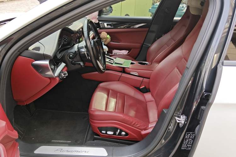 Used Porsche Panamera 2019 Panamera 2.9T Left Front Seat
