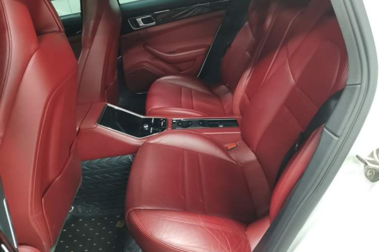 Used Porsche Panamera 2019 Panamera 2.9T Left Rear Seat
