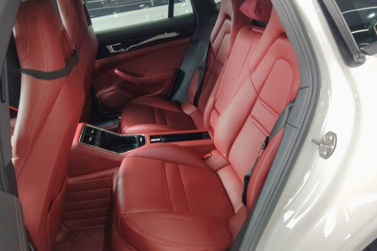 Used Porsche Panamera 2019 Panamera 2.9T Left Rear Seat