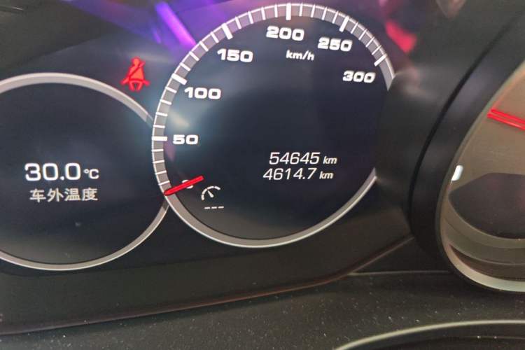 Used Porsche Panamera 2019 Panamera Executive Long Wheelbase 2.9T Odometer Close Up