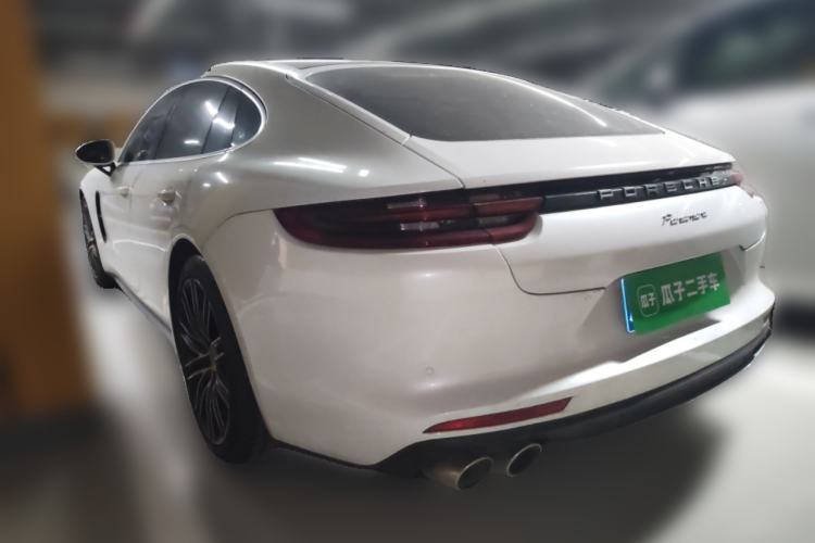 Used Porsche Panamera 2019 Panamera 2.9T Rear Left 45 Deg