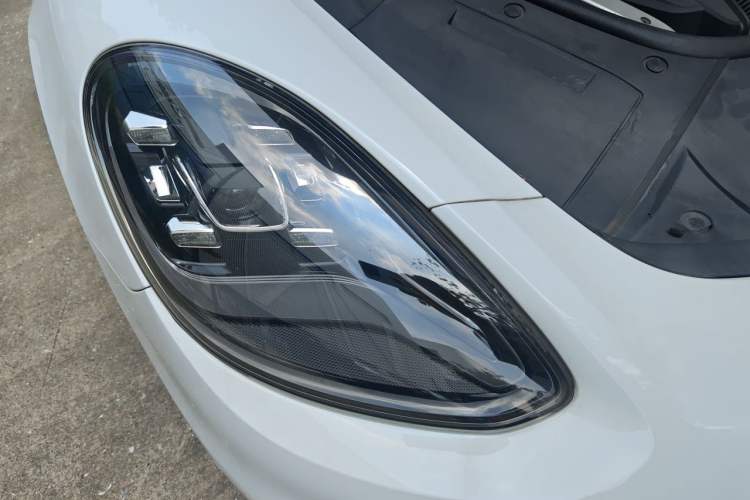 Used Porsche Panamera 2019 Panamera 4 Executive Long Wheelbase 2.9T Right Front Headlight