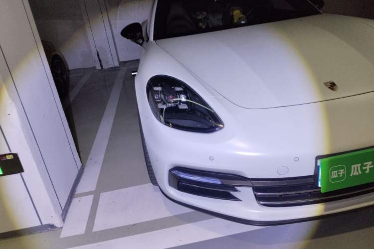 Used Porsche Panamera 2019 Panamera Executive Long Wheelbase 2.9T Right Front Headlight