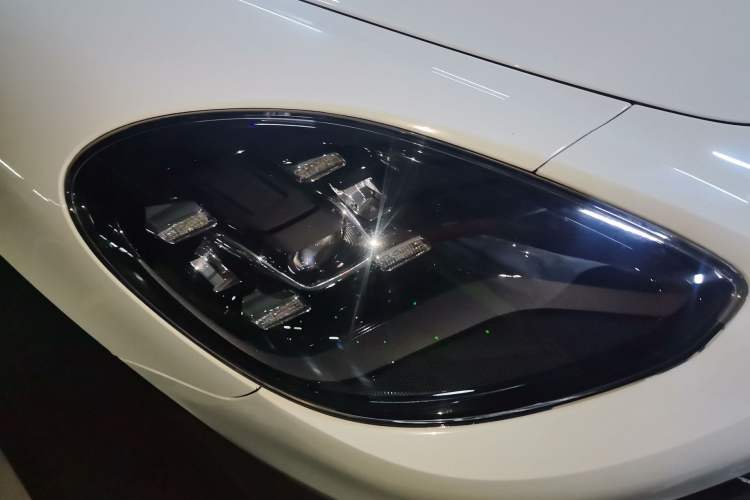Used Porsche Panamera 2019 Panamera 2.9T Right Front Headlight