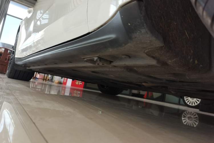 Used Porsche Panamera 2019 Panamera 2.9T Right Side Sill