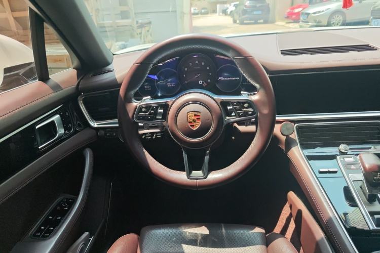 Used Porsche Panamera 2019 Panamera 4 Executive Long Wheelbase 2.9T Steering Wheel