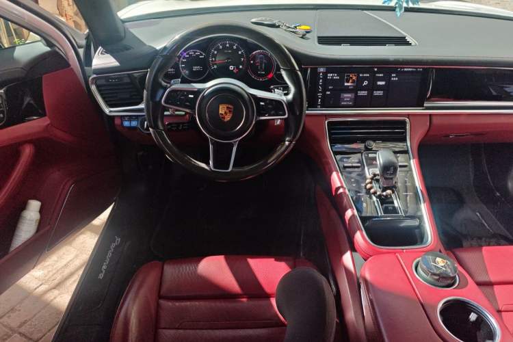 Used Porsche Panamera 2019 Panamera Executive Long Wheelbase 2.9T Steering Wheel