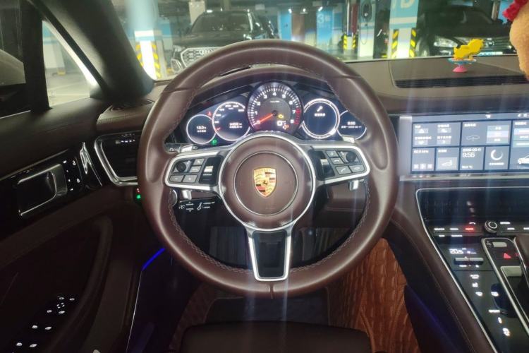 Used Porsche Panamera 2019 Panamera 2.9T Steering Wheel